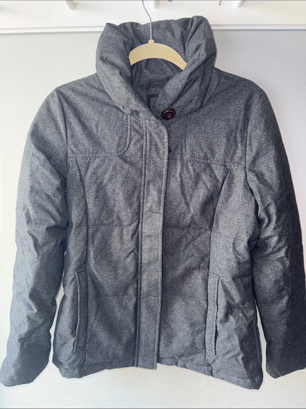 PrAna Dark Grey Puffer Jacket Medium weight